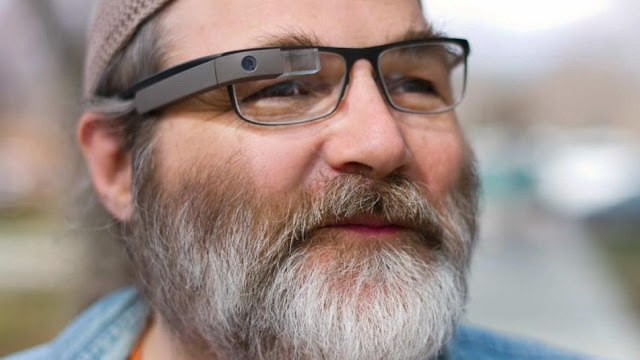 Hacker jailbreak Google Glass to gain root access